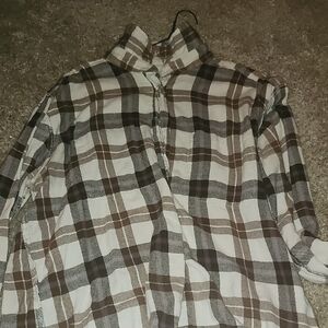 Croft & Barrow Brown and White Casual Button Down Shirt